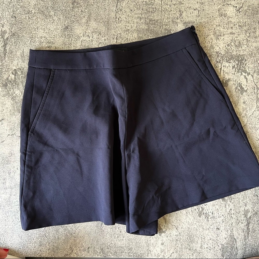 Banana Republic navy blue shorts. Size 10.